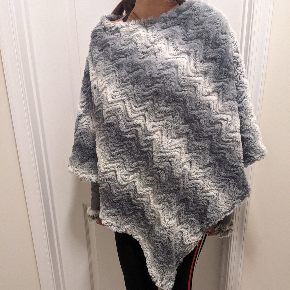 Faux Fur Black and White Shawl